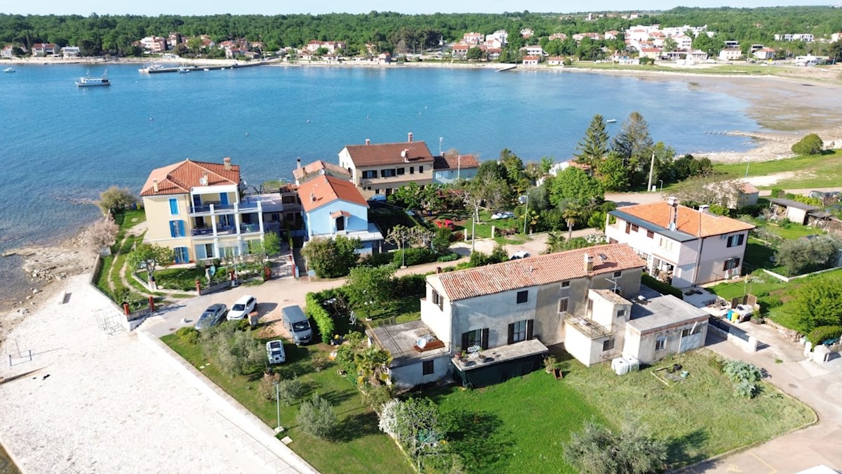 Immobili Istria, vendo casa, Novigrad