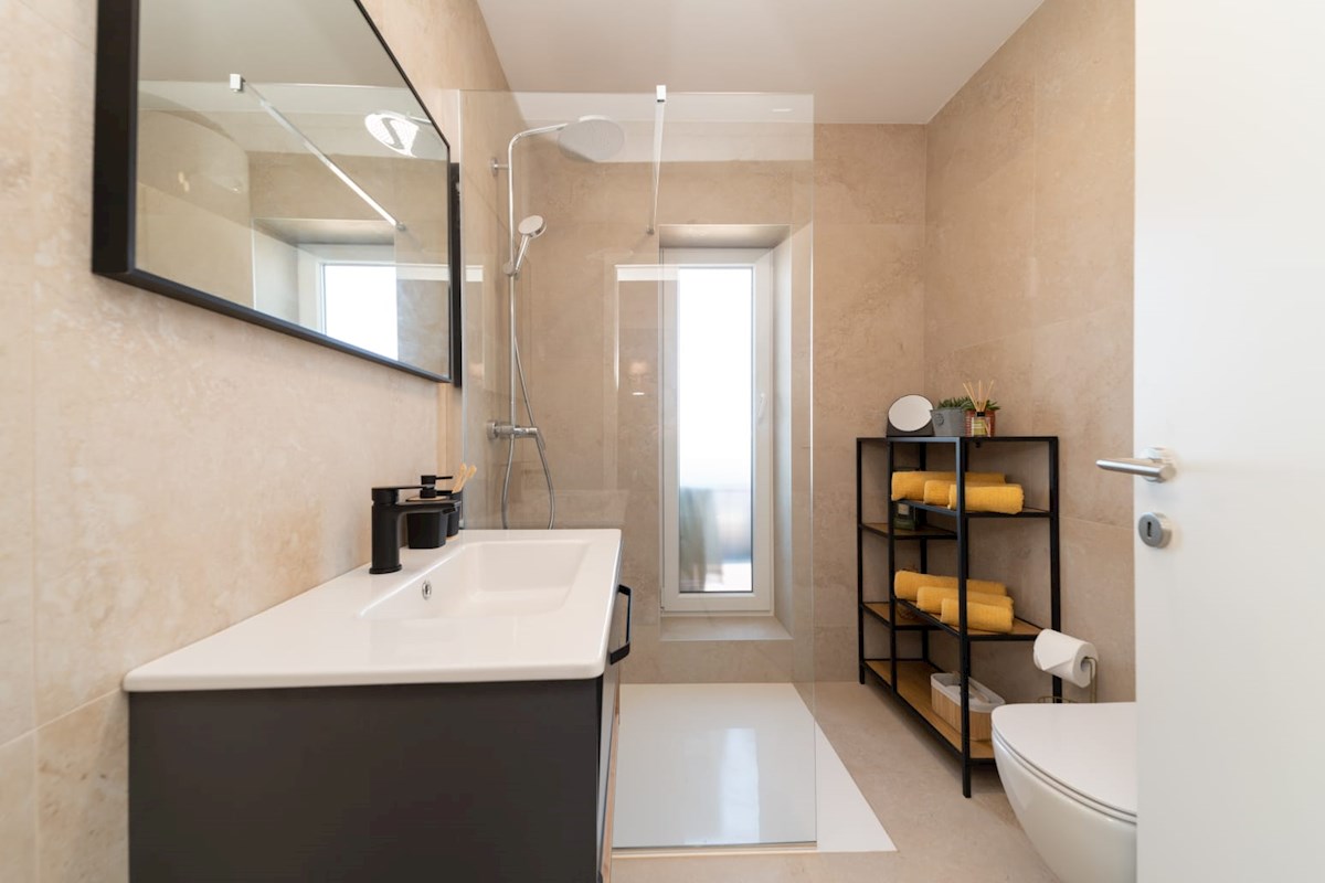 Immobili Istria, vendo appartamento, vicino il mare, Novigrad-Cittanova