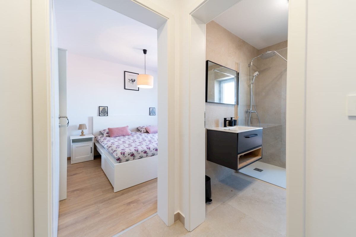 Immobili Istria, vendo appartamento, vicino il mare, Novigrad-Cittanova