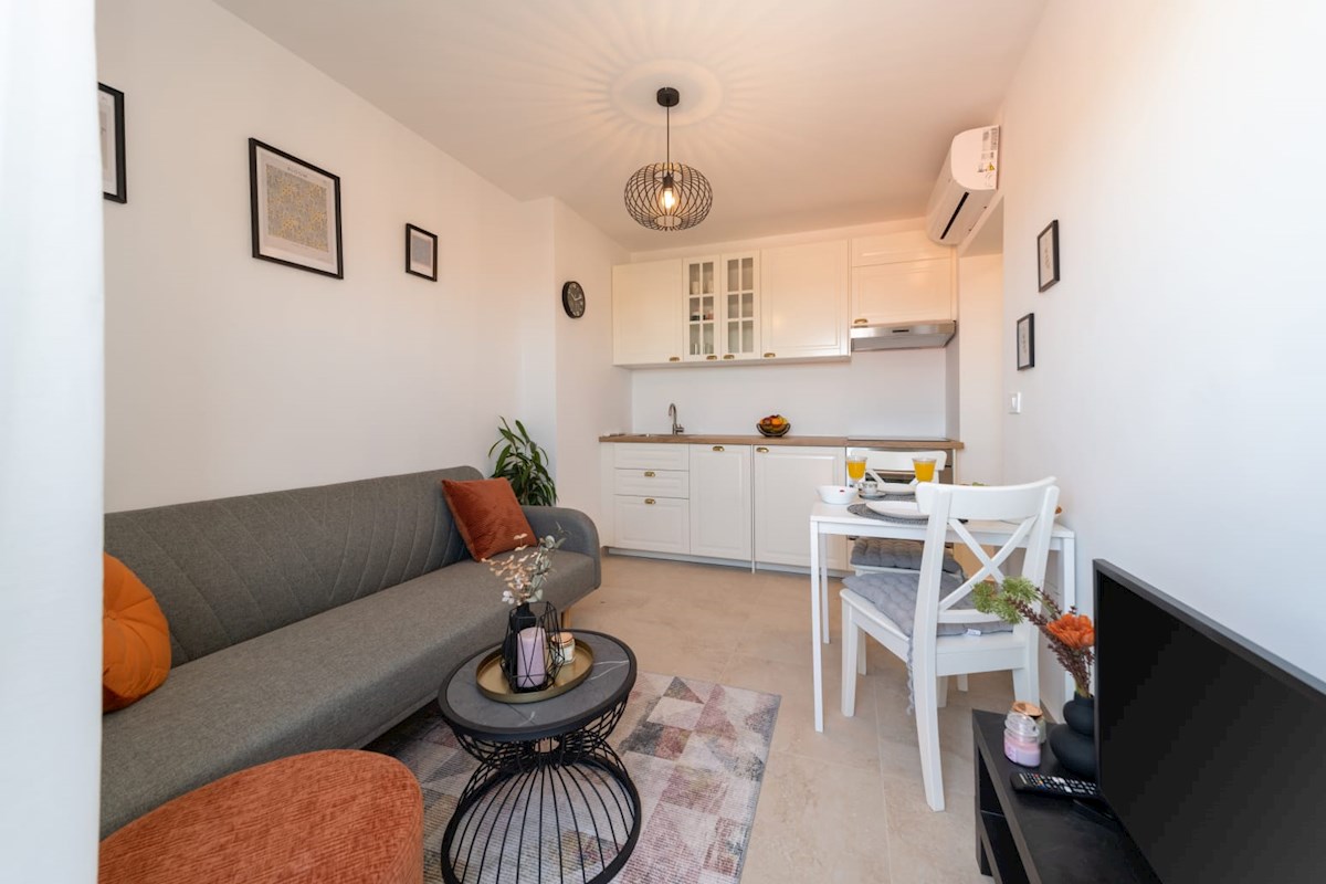 Immobili Istria, vendo appartamento, vicino il mare, Novigrad-Cittanova