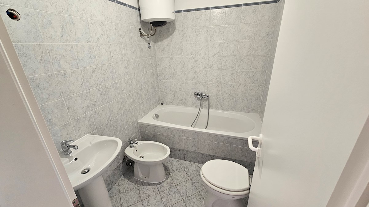 Immobili Istria, vendo appartamento, vicino il mare, Novigrad-Cittanova