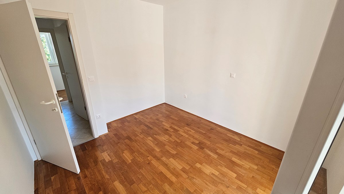 Immobili Istria, vendo appartamento, vicino il mare, Novigrad-Cittanova