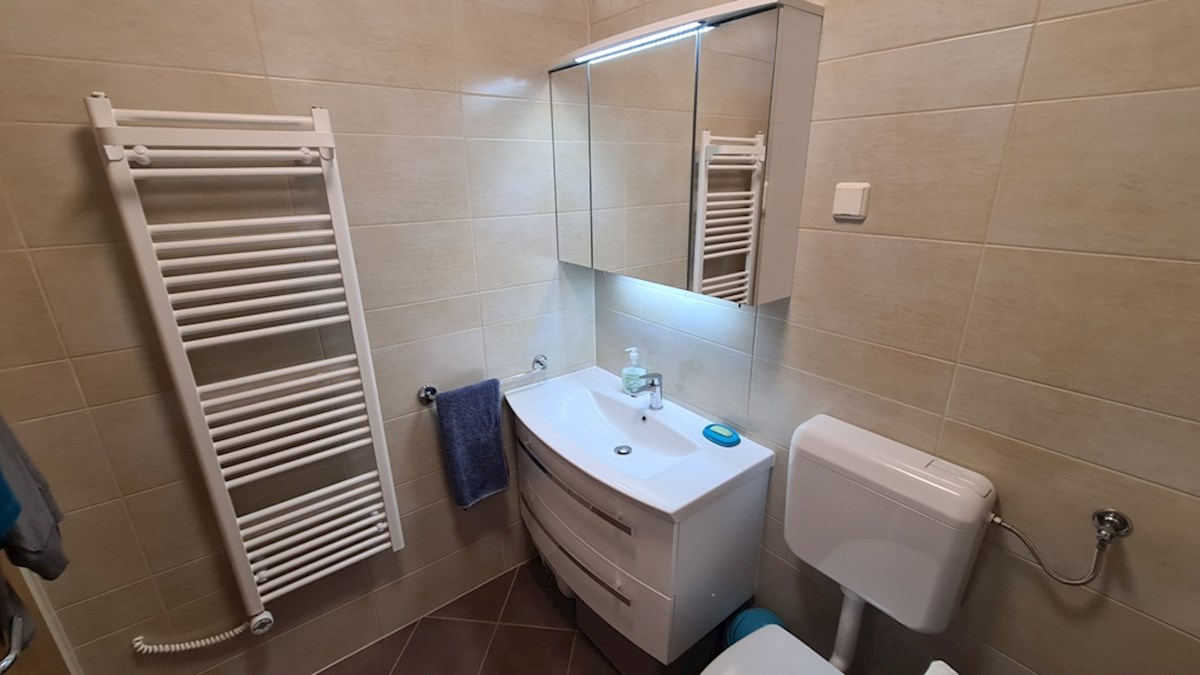 Appartamento vicino al mare e alla spiaggia a Cittanova con garage