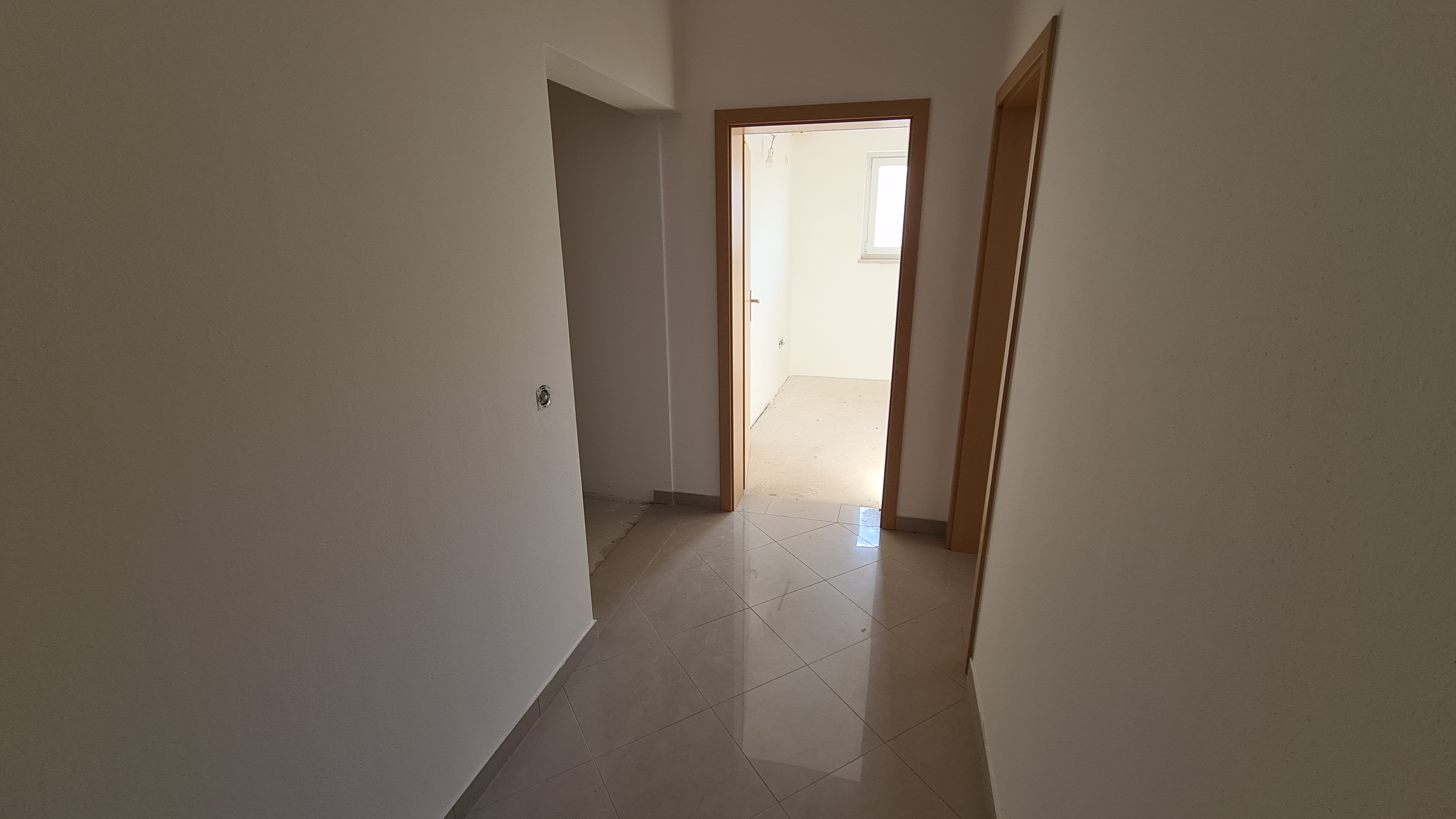 Immobili Istria, vendo appartamento, dintorni Poreč-Parenzo