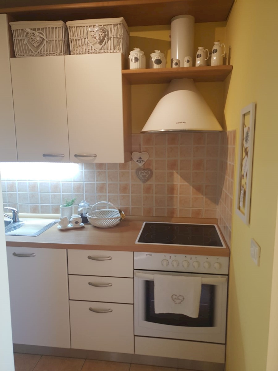 Immobili Istria, vendo appartamento, Novigrad-Cittanova, dintorni Novigrad-Cittanova