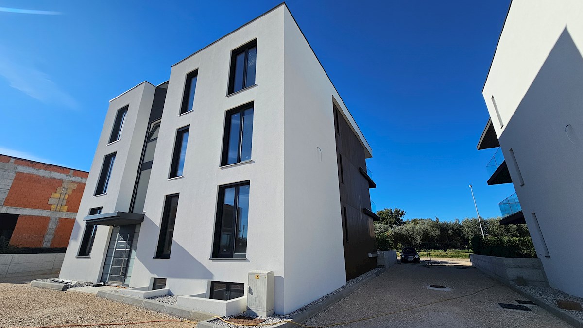 Immobili Istria, vendo appartamento, dintorni Umag-Umago