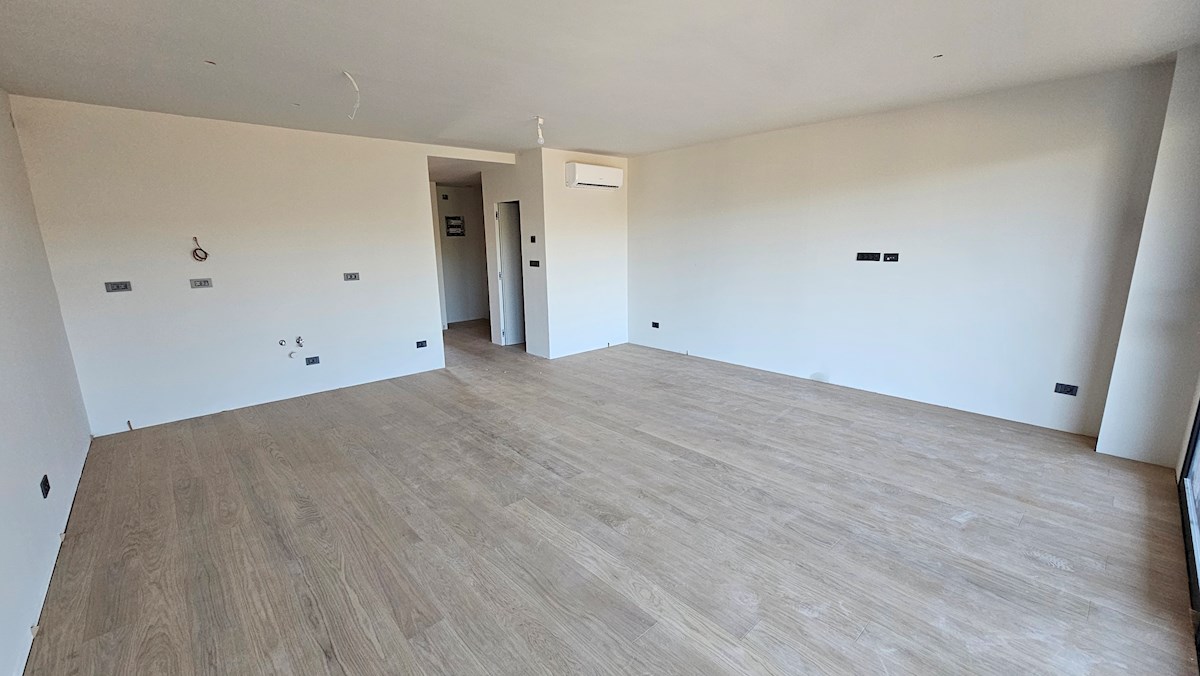 Immobili Istria, vendo appartamento, dintorni Umag-Umago