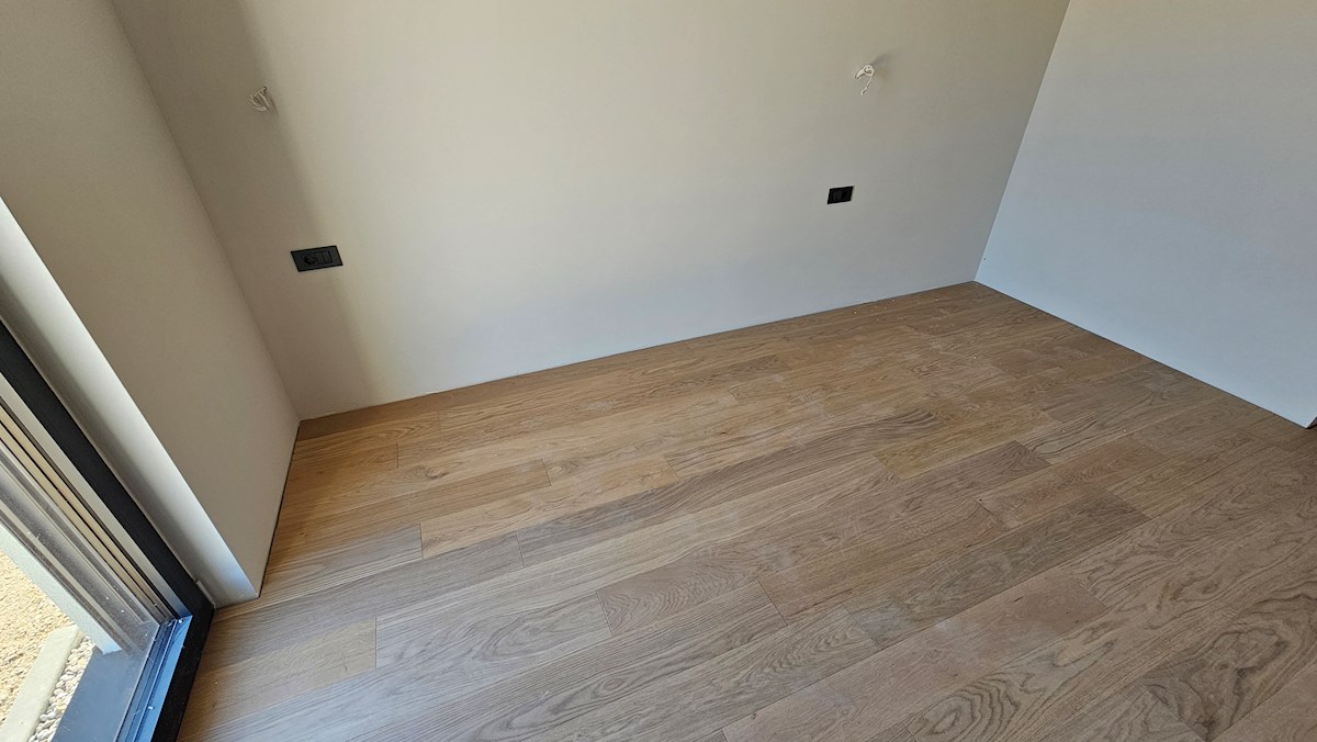 Immobili Istria, vendo appartamento, dintorni Umag-Umago