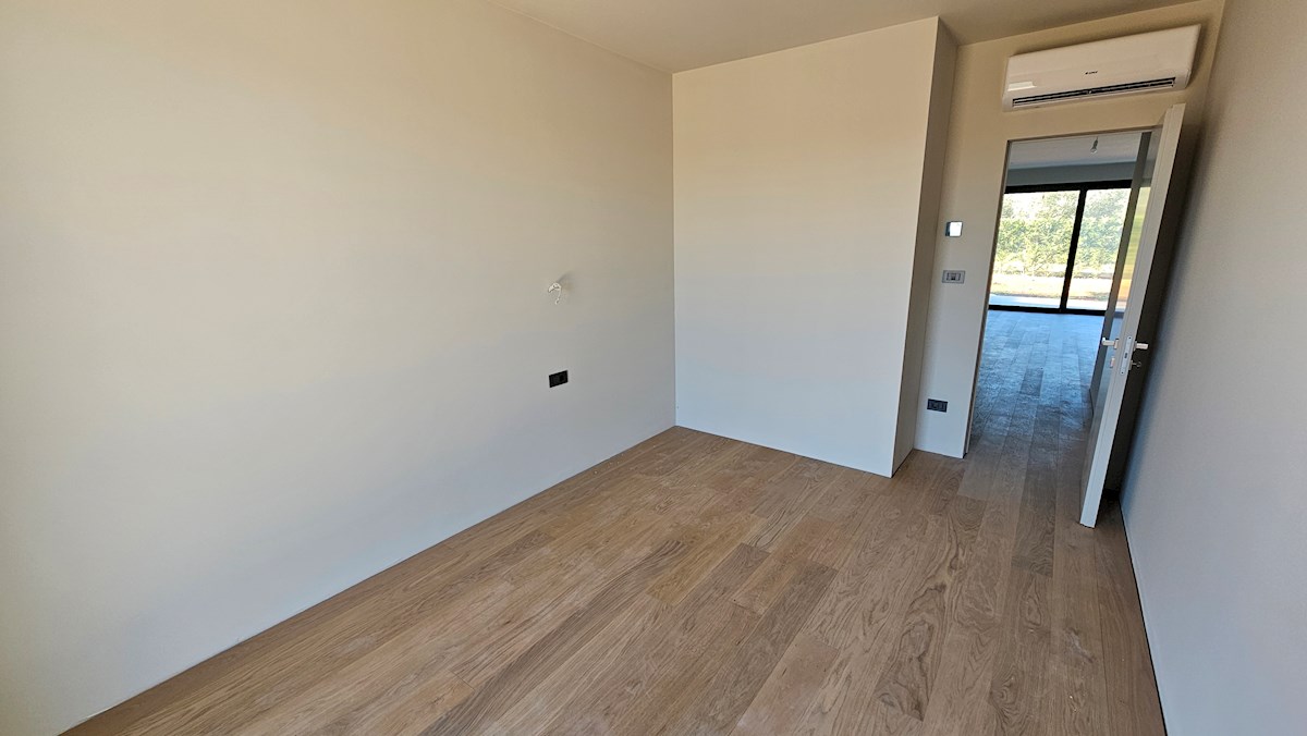 Immobili Istria, vendo appartamento, dintorni Umag-Umago