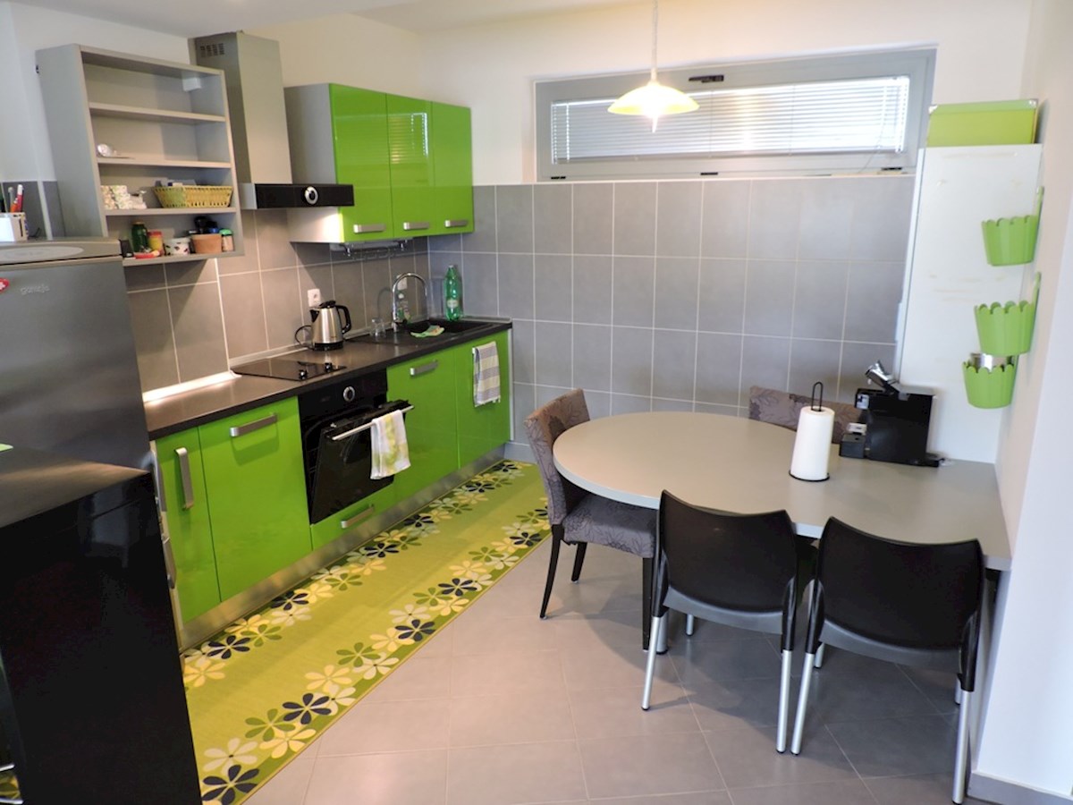 Immobili Istria, vendo appartamento, Novigrad-Cittanova, centro