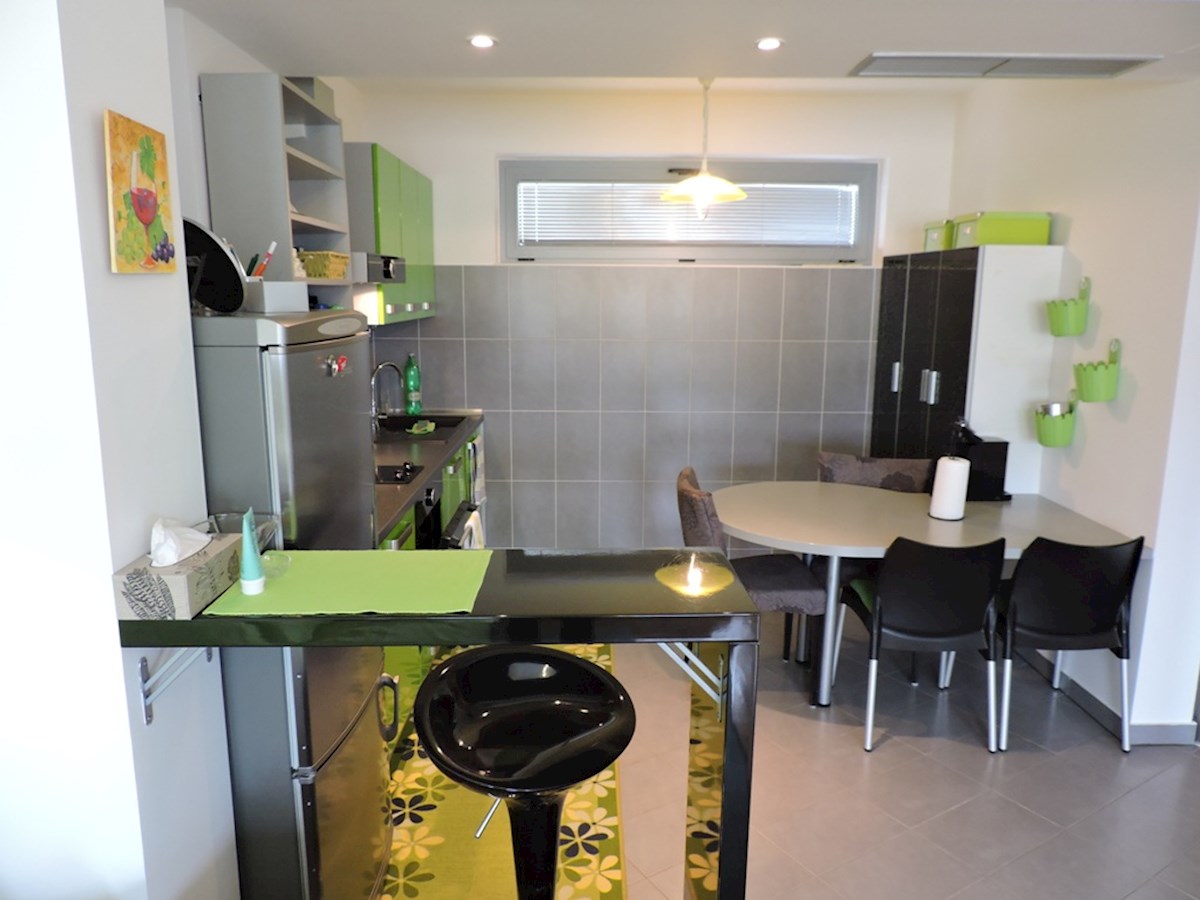 Immobili Istria, vendo appartamento, Novigrad-Cittanova, centro