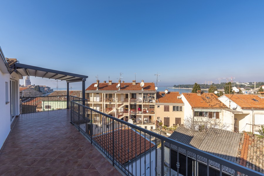 Immobili di lusso Istria, vendo appartamento, Poreč-Parenzo, centro