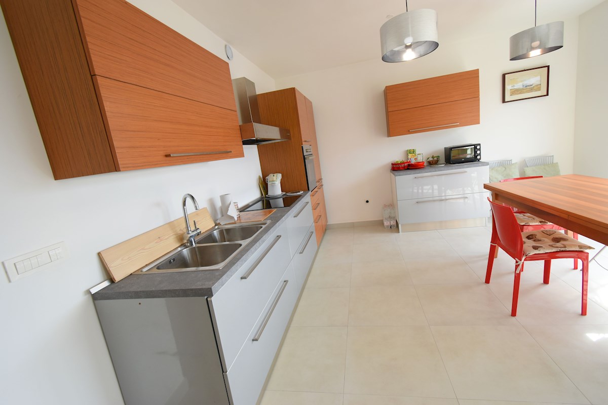 Immobili Istria, vendo appartamento, Novigrad-Cittanova