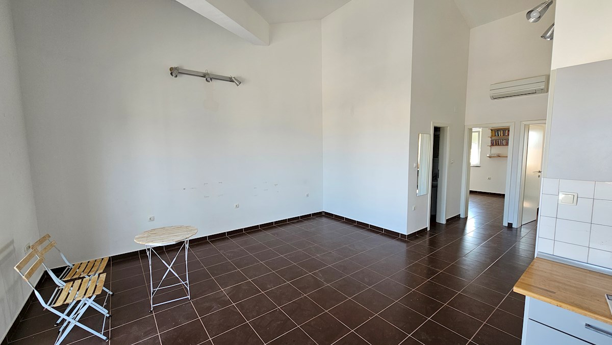 Immobili Istria, vendo appartamento, Novigrad-Cittanova