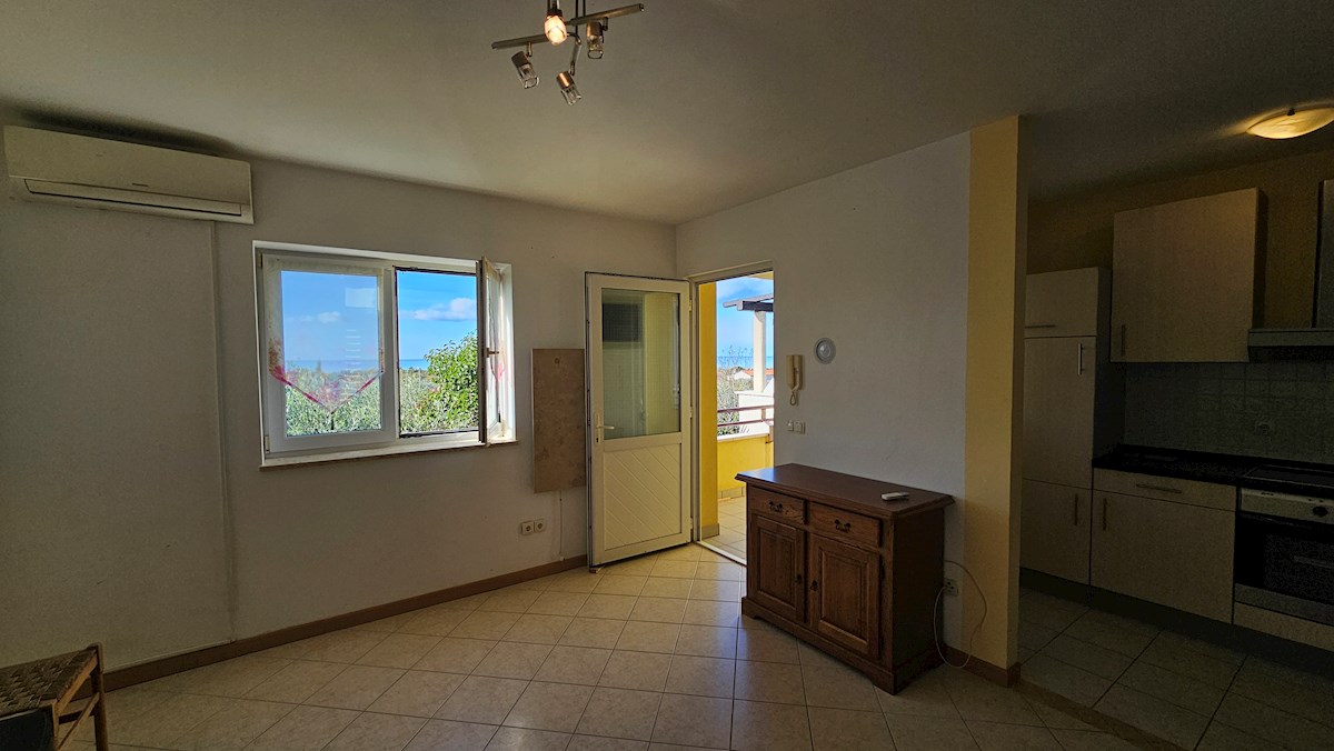 Immobili Istria, vendo appartamento, dintorni Novigrad-Cittanova