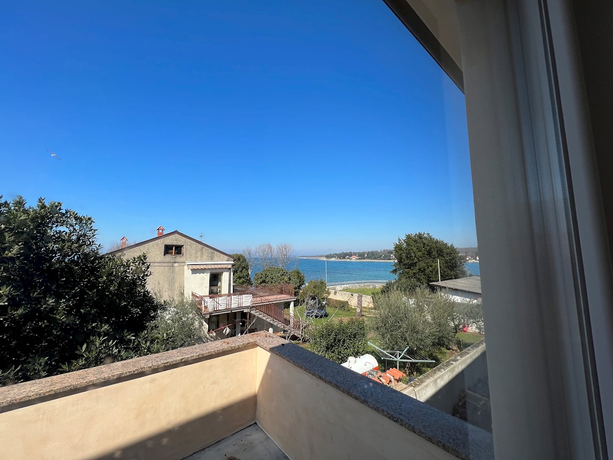 Immobili di lusso Istria, vendo appartamento vicino al mare, dintorni Novigrad