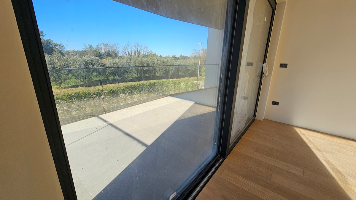 Immobili Istria, vendo appartamento, dintorni Umag-Umago