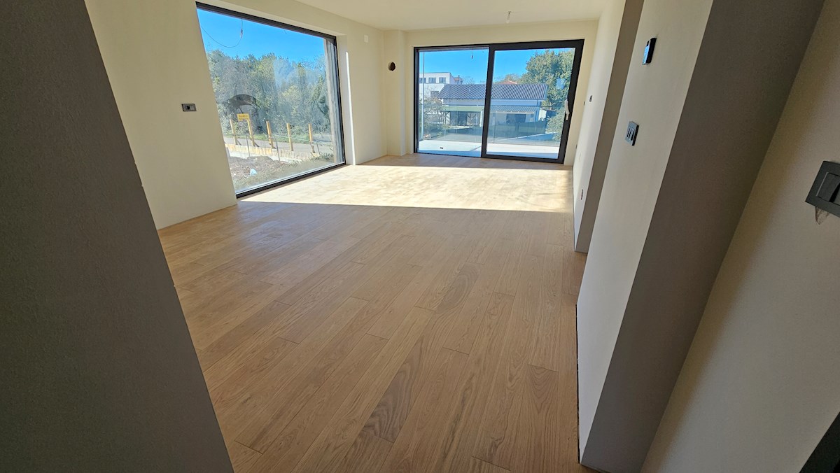 Immobili Istria, vendo appartamento, dintorni Umag-Umago