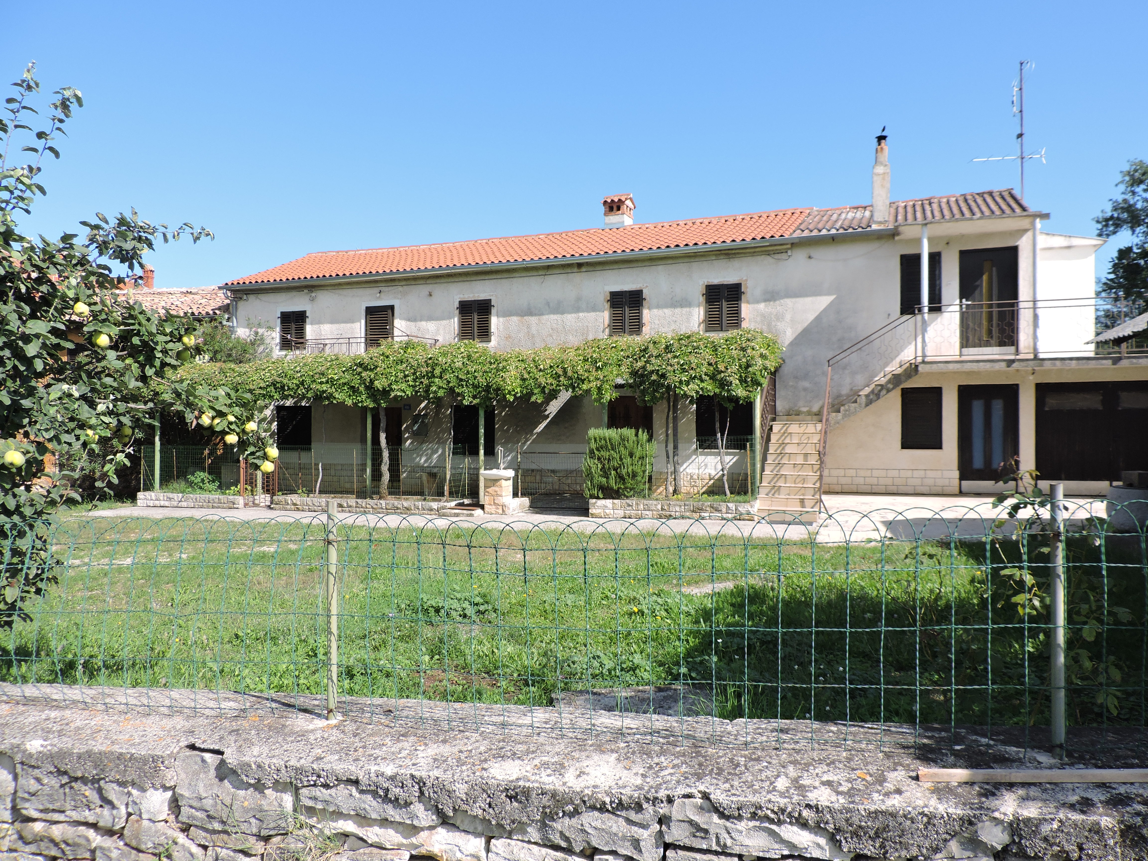 Immobili Istria, vendo casa di pietra, dintorni Buje - Buie