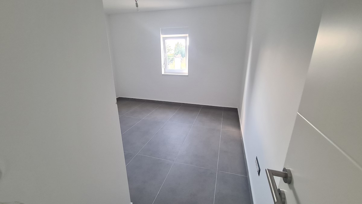 Immobili Istria, vendo appartamento, Umag, Savudrija