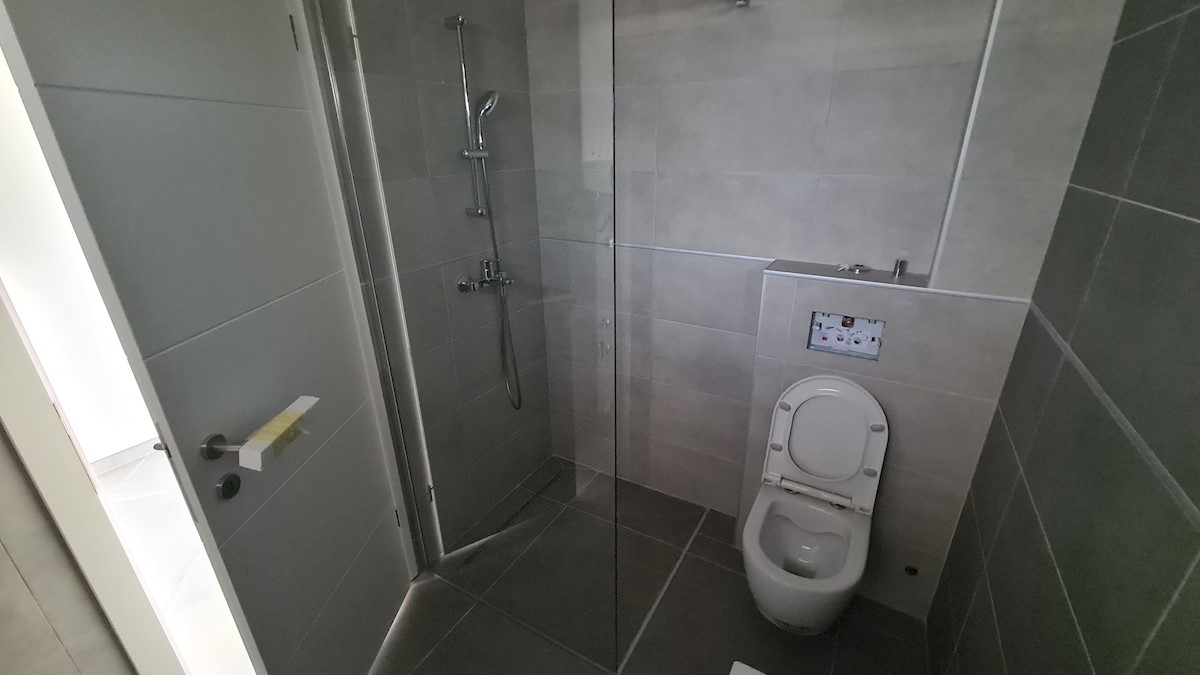 Immobili Istria, vendo appartamento, Umag, Savudrija