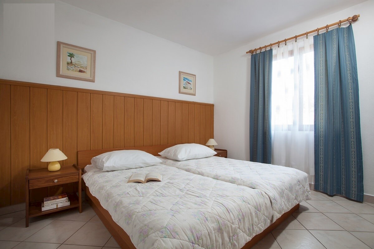 Immobili Istria, vendo casa con vista mare, vicino a Novigrad