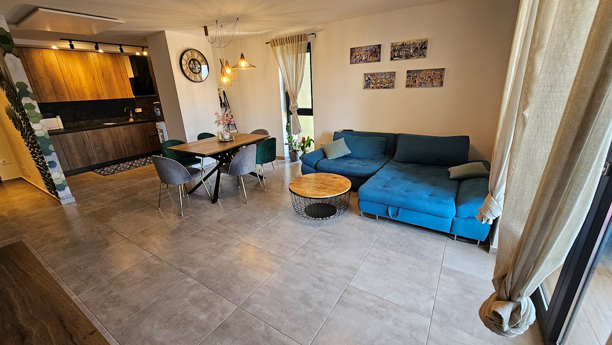 Immobili Istria, vendo appartamento in centro di Cittanova-Novigrad