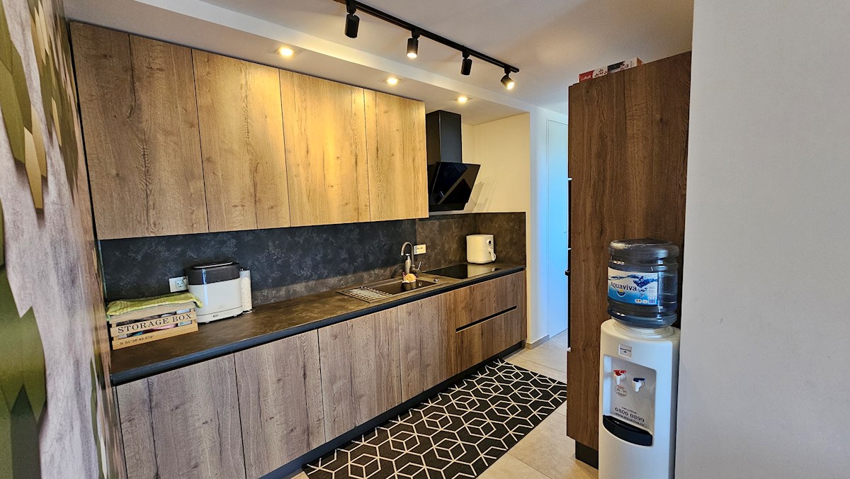 Immobili Istria, vendo appartamento in centro di Cittanova-Novigrad