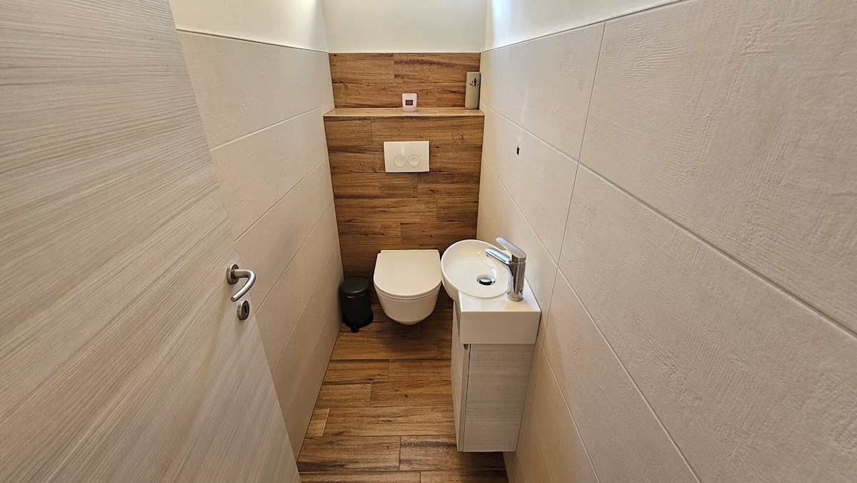 Immobili Istria, vendo appartamento in centro di Cittanova-Novigrad