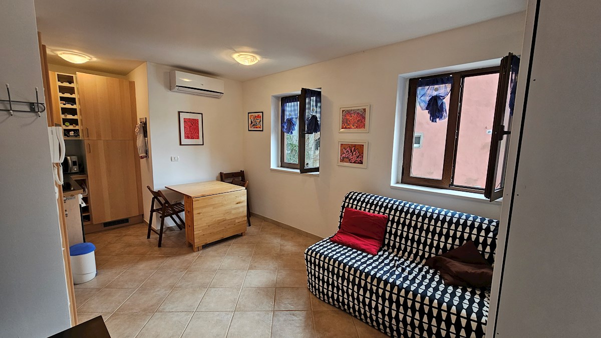 Immobili Istria, vendo appartamento, Cittànova-Novigrad, centro