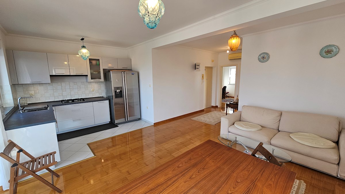 Immobili Istria, vendo appartamento con vista mare, Novigrad-Cittanova