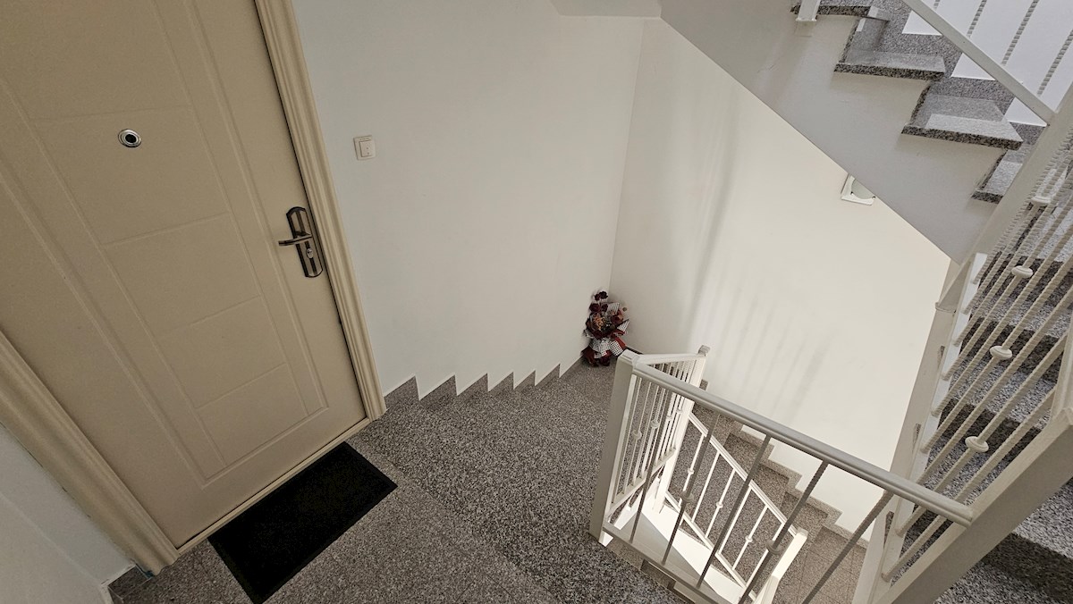 Immobili Istria, vendo appartamento con vista mare, Novigrad-Cittanova