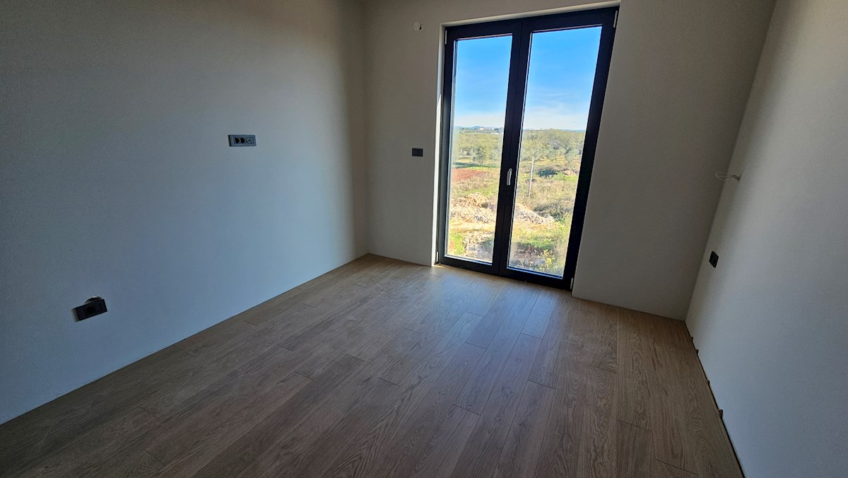 Immobili Istria, vendo appartamento, dintorni Umag-Umago