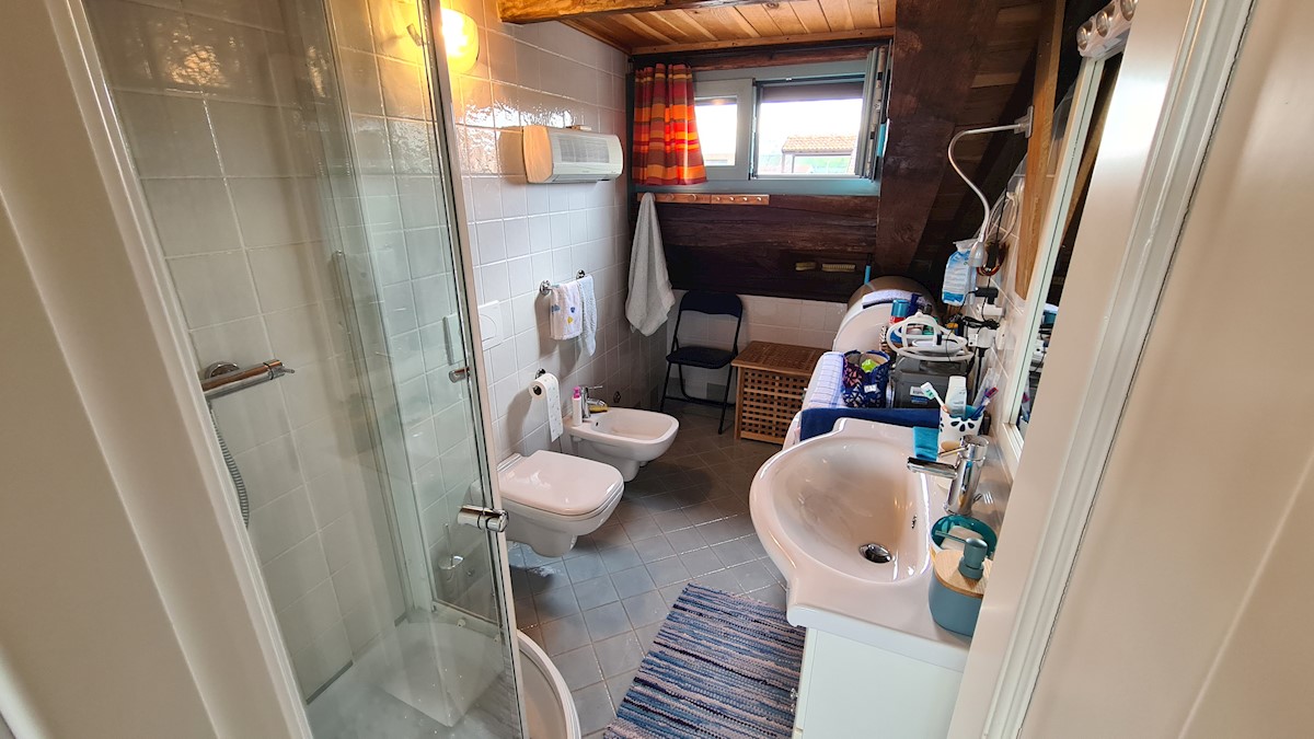 Immobili Istria, vendo appartamento con vista mare, Poreč - Parenzo, dintorni