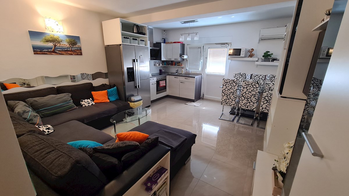 Immobili Istria, vendo appartamento, Novigrad-Cittanova