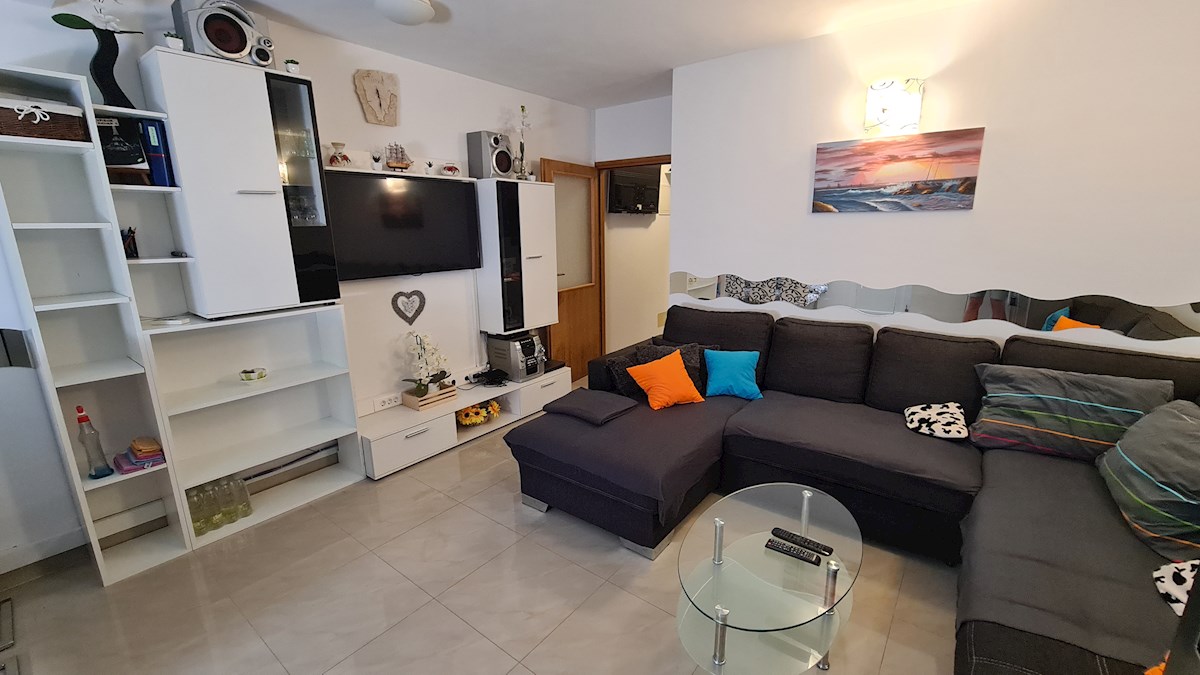 Immobili Istria, vendo appartamento, Novigrad-Cittanova