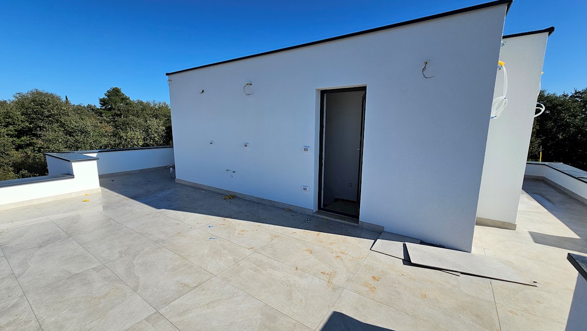 Immobili di lusso Istria, vendo casa vicino al mare, Novigrad-Cittanova, dintorni