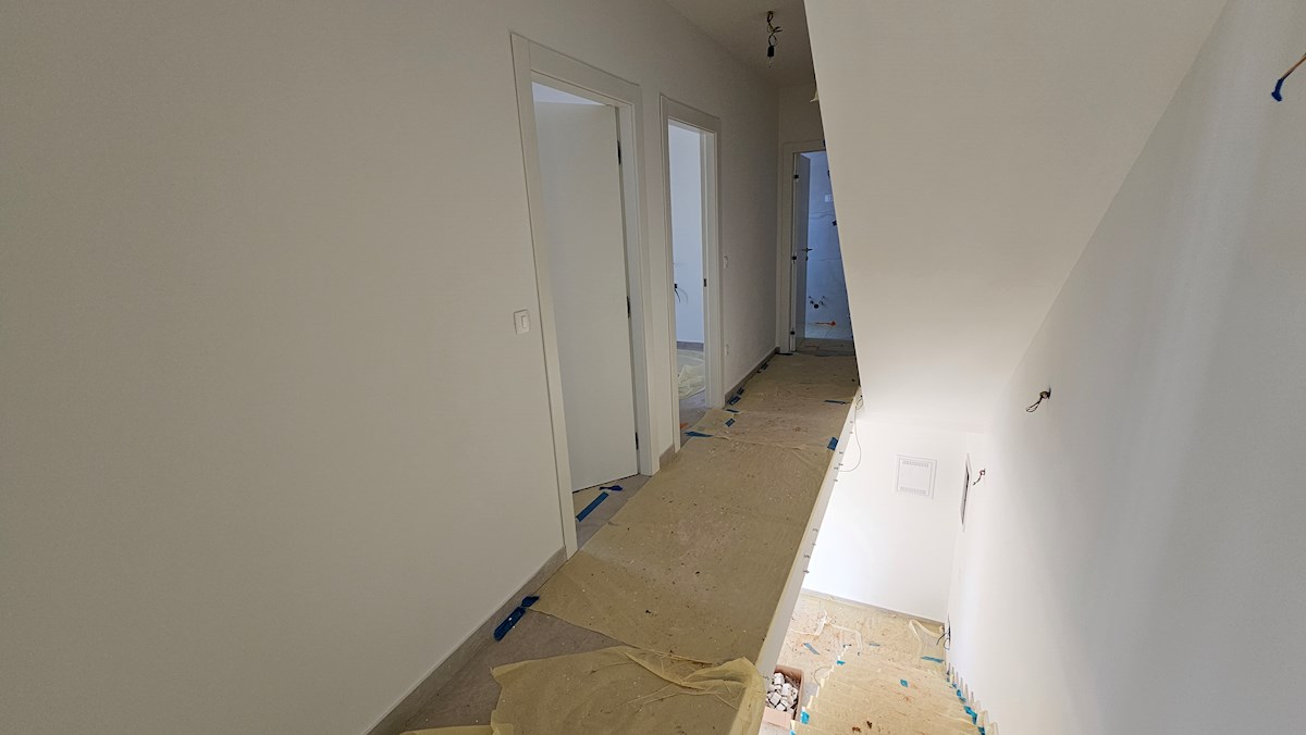 Immobili di lusso Istria, vendo casa vicino al mare, Novigrad-Cittanova, dintorni