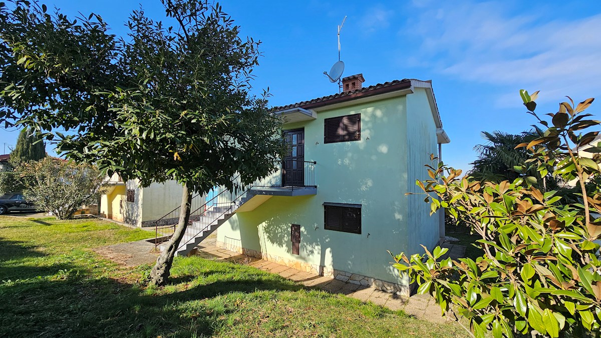 Immobili Istria, vendo casa con vista mare, vicino a Novigrad