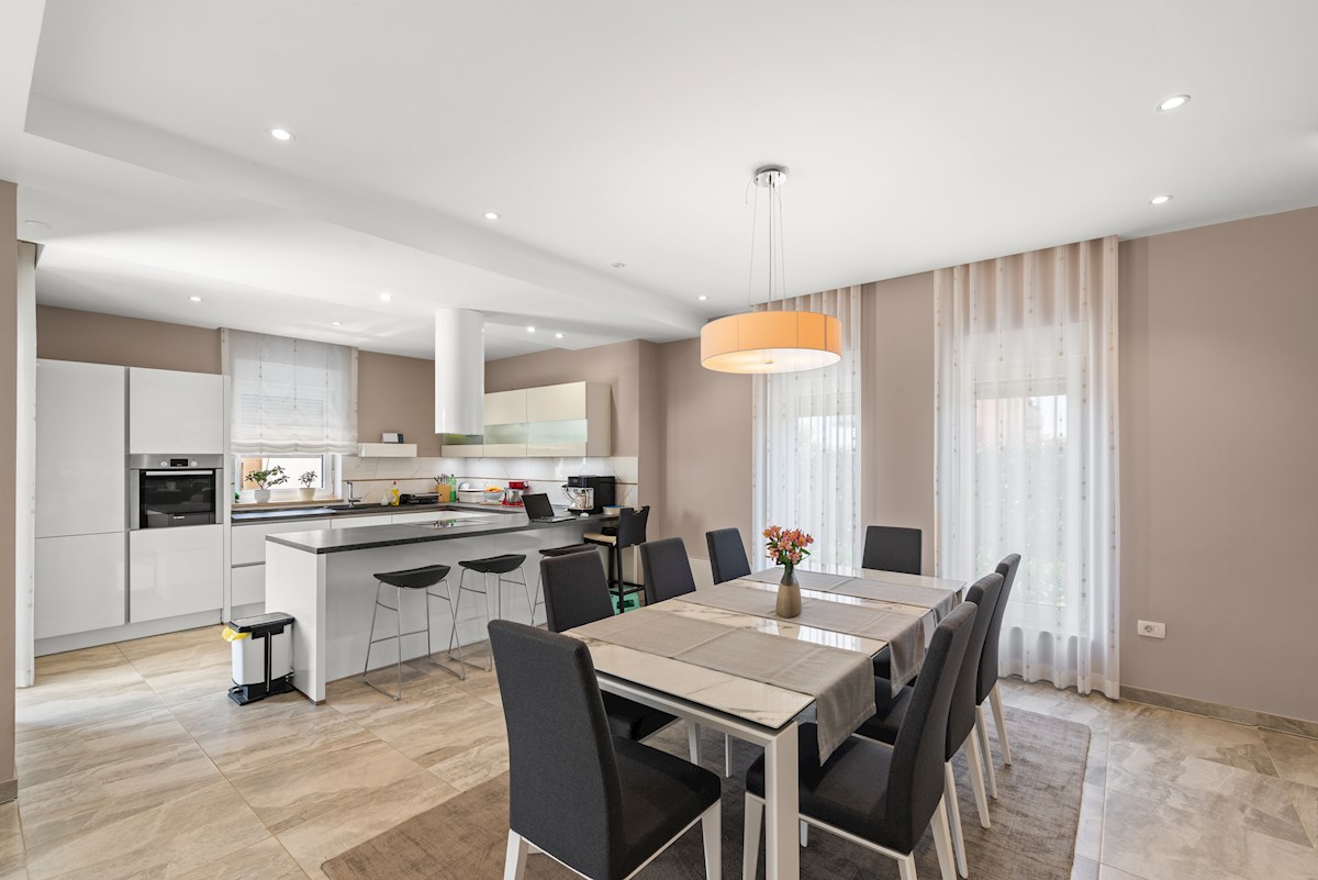 Immobili in Istria, vendo casa, Novigrad-Cittanova