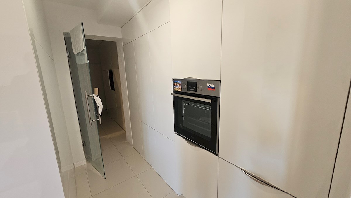 Immobili Istria, vendo appartamento, vicino il mare, Novigrad-Cittanova