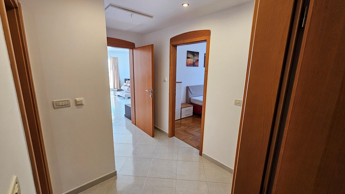 Immobili Istria, vendo appartamento, Novigrad-Cittanova