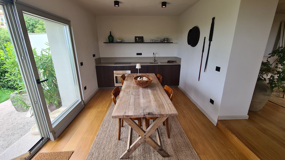 Immobili di lusso Istria, vendo casa di pietra, dintorni Buje-Buie