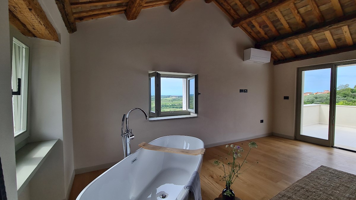 Immobili di lusso Istria, vendo casa di pietra, dintorni Buje-Buie