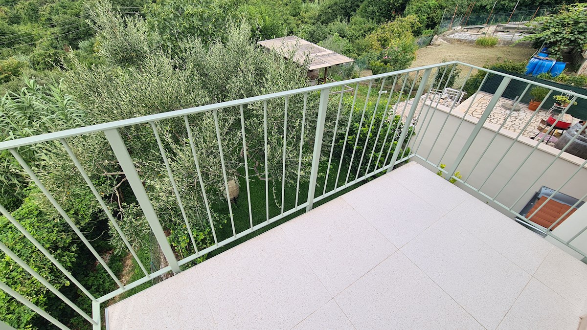 Immobili di lusso Istria, vendo casa di pietra, dintorni Buje-Buie