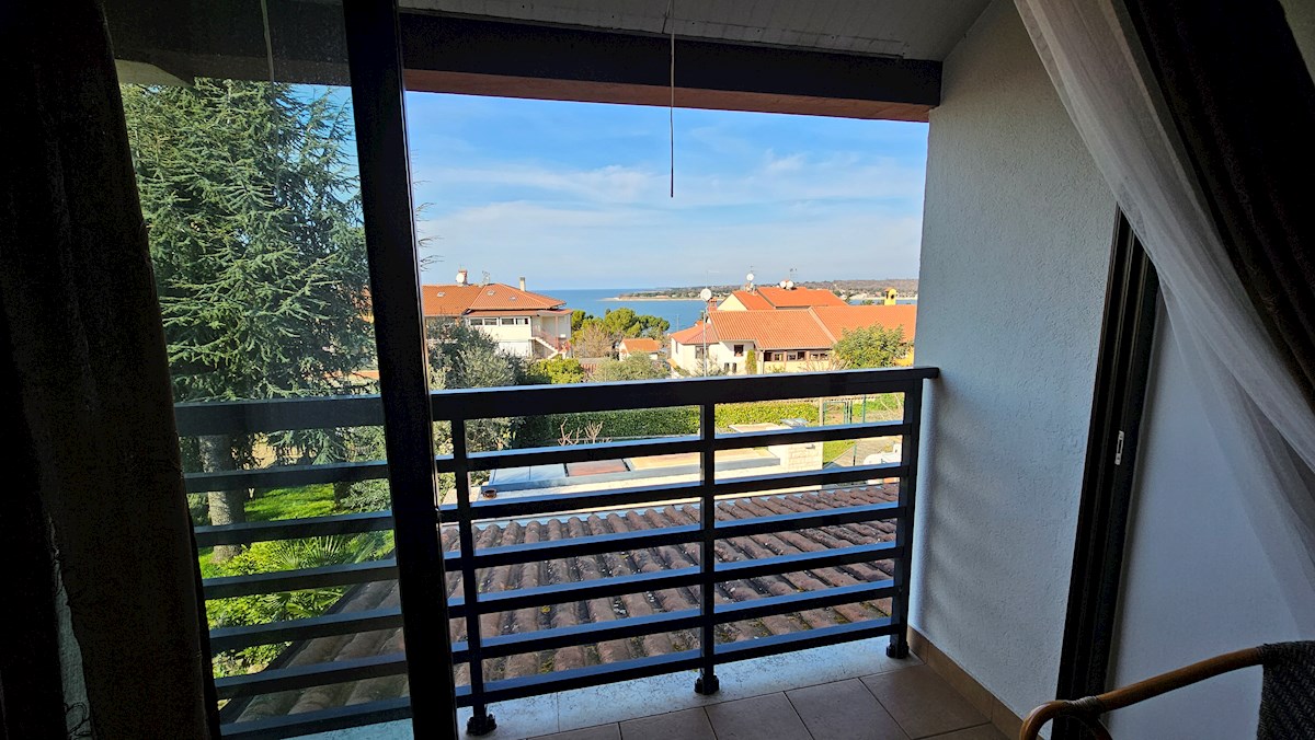 Immobili Istria, vendo casa con vista mare, Novigrad, dintorni