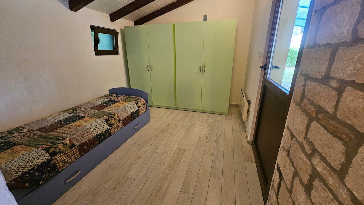 Casa a un piano immersa nella natura vicino a Grisignana