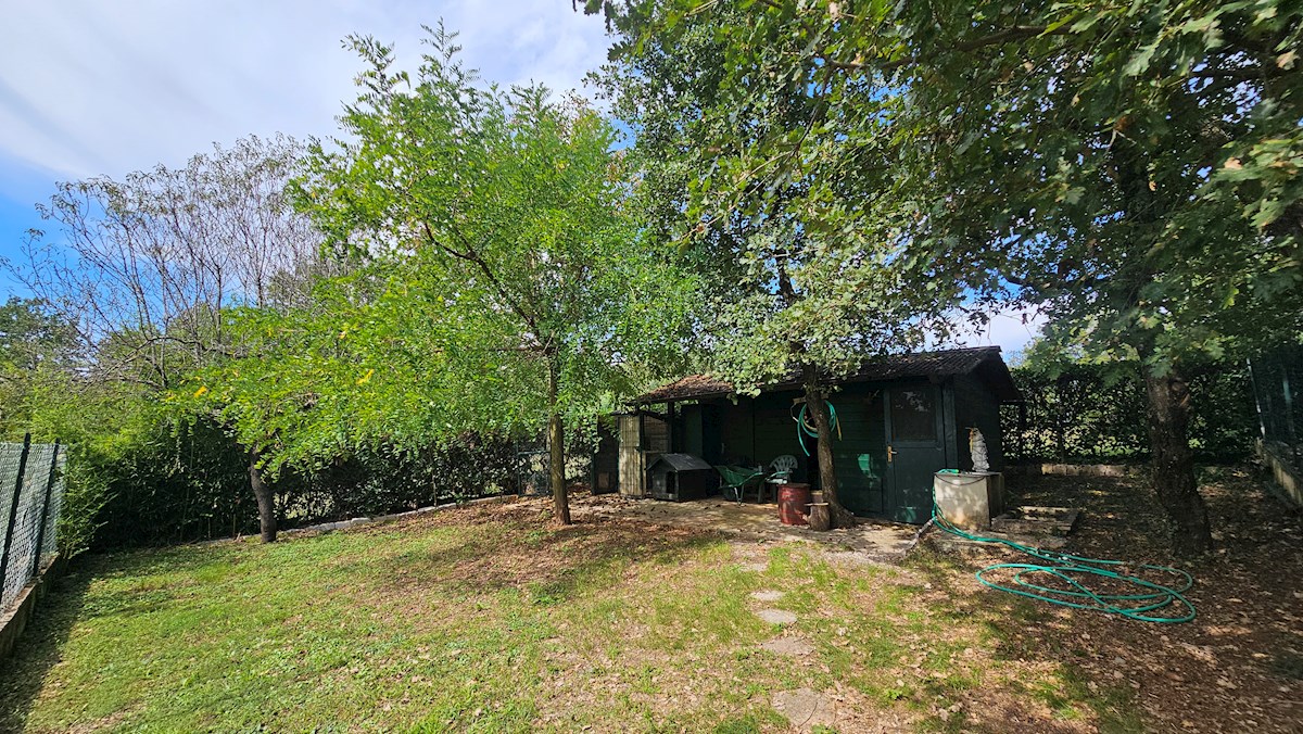 Casa a un piano immersa nella natura vicino a Grisignana