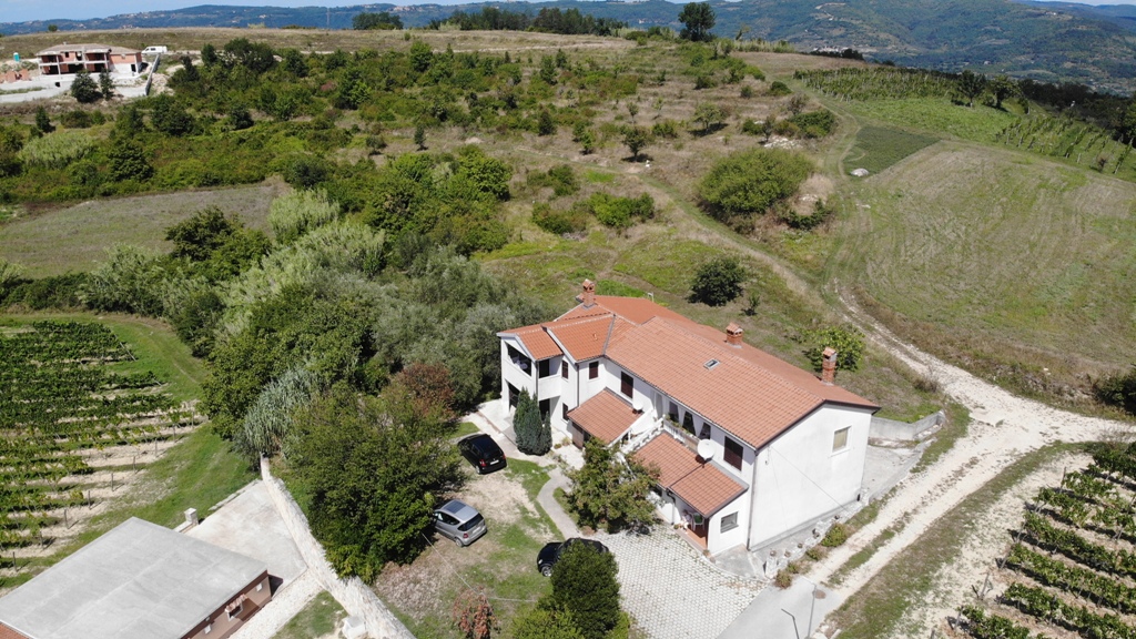 Immobili Istria, vendo casa, dintorni Parenzo, Vižinada