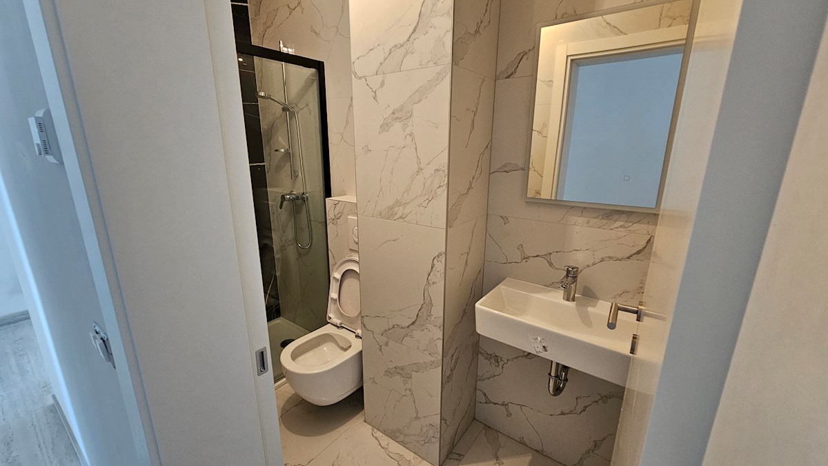 Immobili Istria, vendo appartamento con vista mare, Novigrad-Cittanova